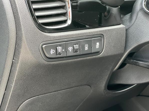 Kia Rio IV с пробегом 2019 года, цена 1 330 000 рублей, 144000 км, седан, Автокод Объявления