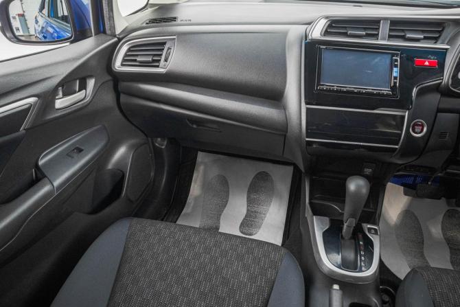 Honda Fit III с пробегом 2014 года, цена 999 000 рублей, 98000 км, хэтчбек, Автокод Объявления
