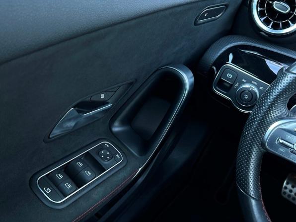 Mercedes-Benz A-Класс IV (W177) с пробегом 2020 года, цена 2 265 700 рублей, 123793 км, хэтчбек, Автокод Объявления