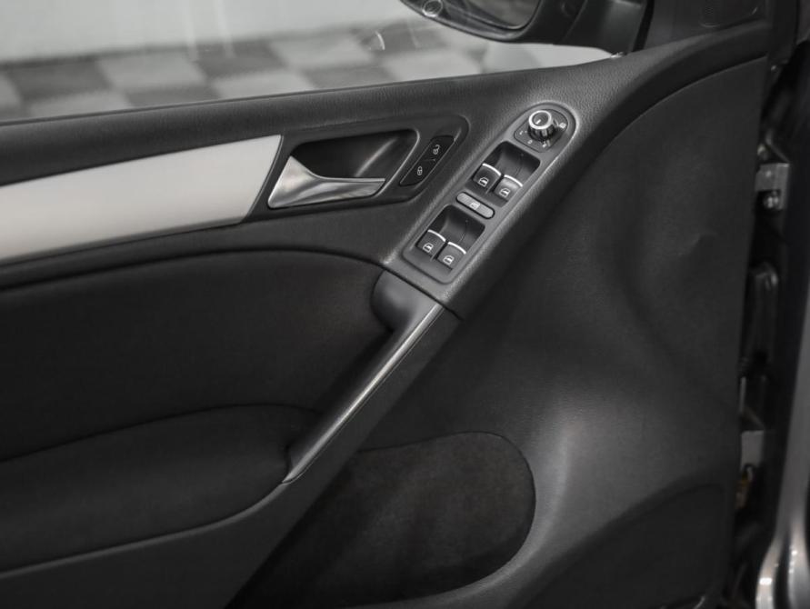 Volkswagen Golf VI Санкт-Петербург  - изображение 19