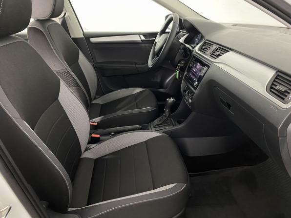 Skoda Rapid I Рестайлинг с пробегом 2019 года, цена 1 381 000 рублей, 96610 км, лифтбек, Автокод Объявления