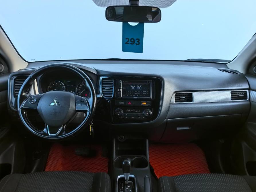 Mitsubishi Outlander III Рестайлинг 2 Санкт-Петербург  - изображение 10