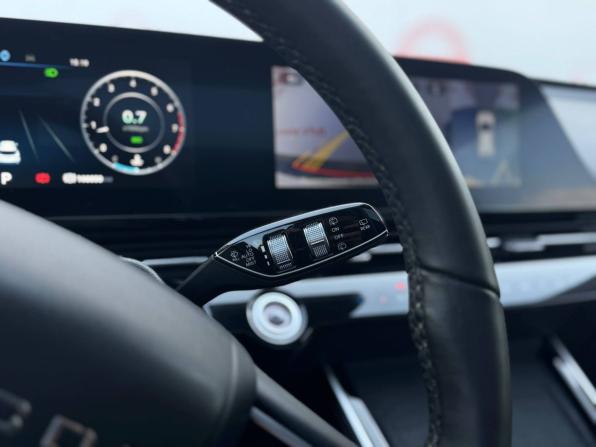 Omoda C5 I с пробегом 2023 года, цена 1 689 000 рублей, 108850 км, внедорожник, Автокод Объявления