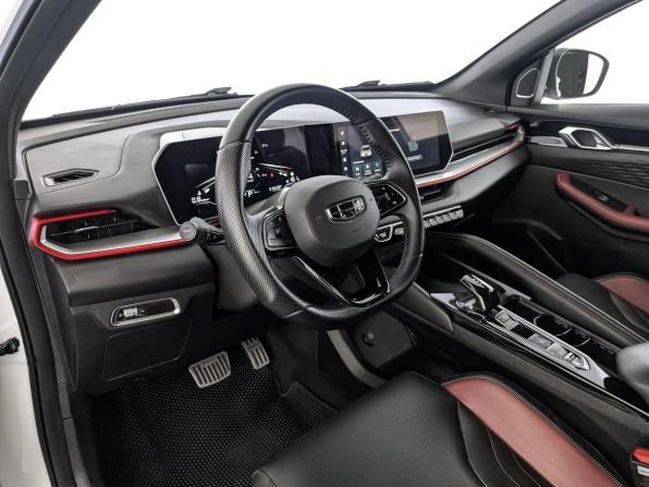 Geely Coolray I Рестайлинг с пробегом 2023 года, цена 1 945 000 рублей, 40300 км, внедорожник, Автокод Объявления
