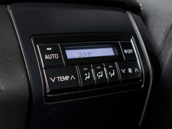 Toyota Land Cruiser Prado 150 Series Рестайлинг 2 с пробегом 2017 года, цена 4 350 000 рублей, 73232 км, внедорожник, Автокод Объявления