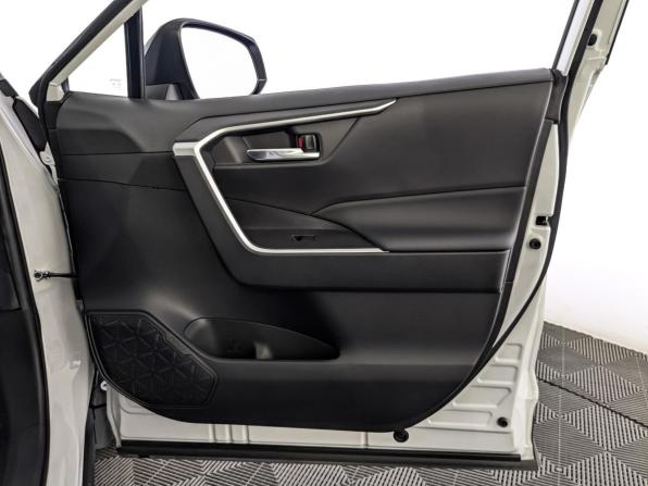 Toyota RAV4 V (XA50) с пробегом 2022 года, цена 4 000 000 рублей, 1361 км, внедорожник, Автокод Объявления