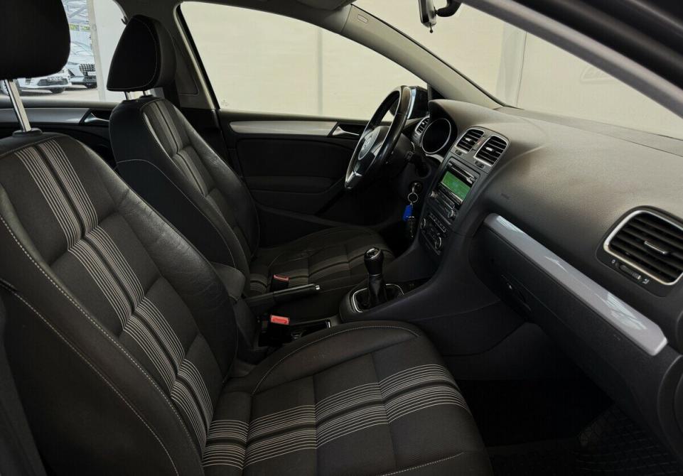 Volkswagen Golf VI Москва  - изображение 10