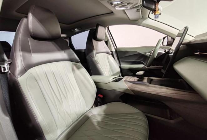 Changan Lamore с пробегом 2023 года, цена 2 000 000 рублей, 54245 км, седан, Автокод Объявления