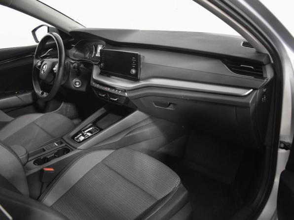 Skoda Octavia IV (A8) с пробегом 2021 года, цена 1 979 900 рублей, 152143 км, лифтбек, Автокод Объявления