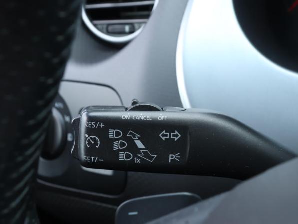 SEAT Altea I Рестайлинг с пробегом 2012 года, цена 760 000 рублей, 295493 км, компактвэн, Автокод Объявления