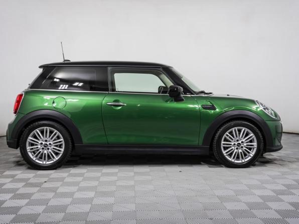 Mini Hatch III (F55/F56) Рестайлинг 2 с пробегом 2021 года, цена 2 948 000 рублей, 36903 км, хэтчбек, Автокод Объявления