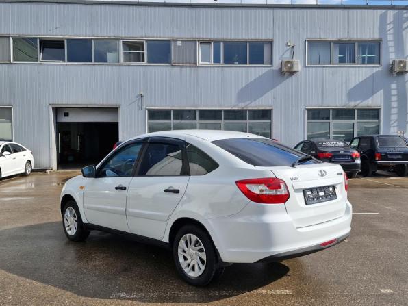 Lada (ВАЗ) Granta I с пробегом 2015 года, цена 450 000 рублей, 125636 км, лифтбек, Автокод Объявления