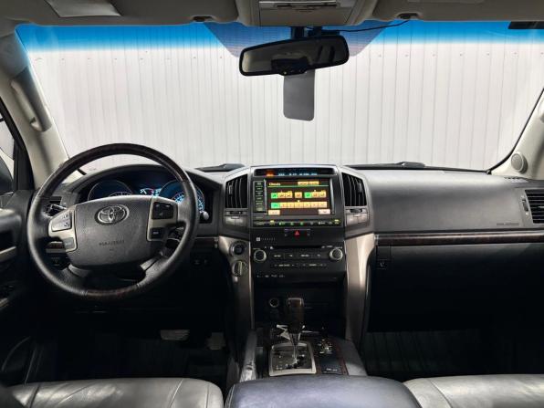 Toyota Land Cruiser 200 Series с пробегом 2010 года, цена 3 150 000 рублей, 294000 км, внедорожник, Автокод Объявления