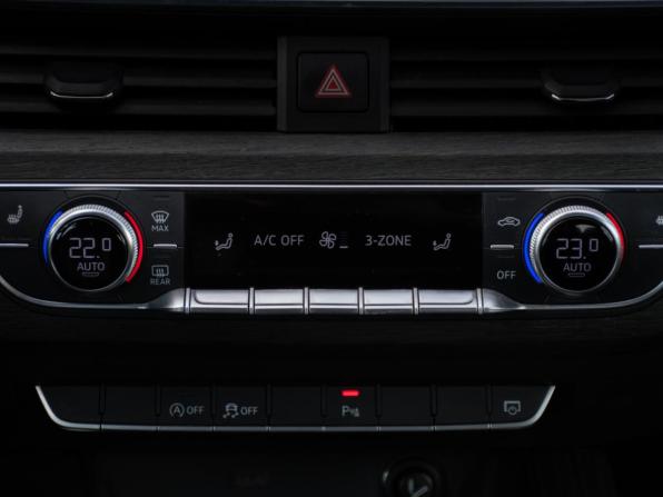 Audi A4 V (B9) с пробегом 2019 года, цена 2 249 000 рублей, 130115 км, седан, Автокод Объявления
