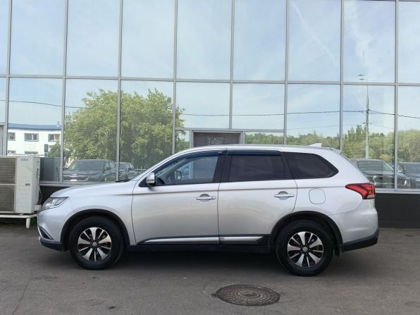 Mitsubishi Outlander III Рестайлинг 2 с пробегом 2017 года, цена 1 849 000 рублей, 189511 км, внедорожник, Автокод Объявления