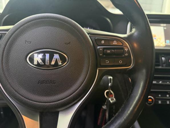 Kia Optima IV с пробегом 2017 года, цена 1 880 000 рублей, 98765 км, седан, Автокод Объявления