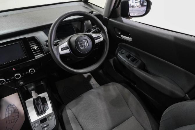 Honda Fit IV с пробегом 2021 года, цена 1 644 000 рублей, 86000 км, хэтчбек, Автокод Объявления