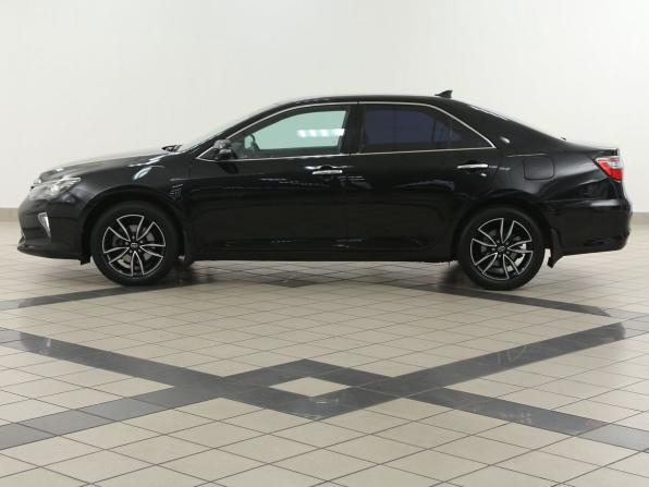 Toyota Camry VII (XV50) Рестайлинг 2 с пробегом 2017 года, цена 2 700 000 рублей, 50600 км, седан, Автокод Объявления