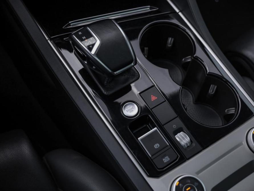 Volkswagen Touareg III Санкт-Петербург  - изображение 20