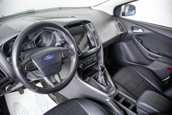 Ford Focus III Рестайлинг с пробегом 2017 года, цена 1 099 000 рублей, 137000 км, универсал, Автокод Объявления