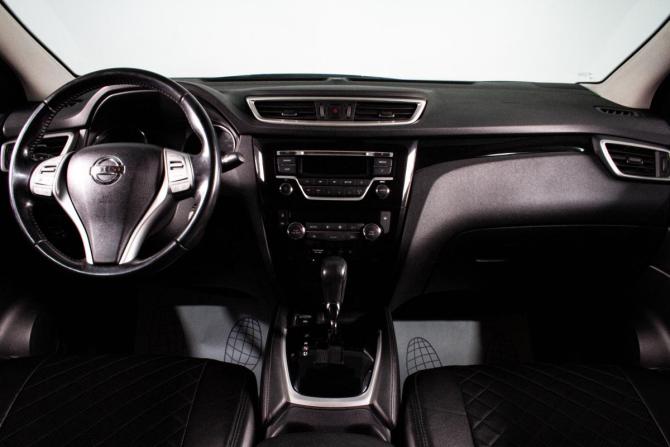 Nissan Qashqai II с пробегом 2017 года, цена 1 899 000 рублей, 83500 км, внедорожник, Автокод Объявления