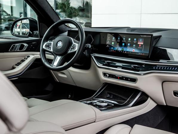 BMW X7 I (G07) Рестайлинг с пробегом 2025 года, цена 17 500 000 рублей, 5491 км, внедорожник, Автокод Объявления