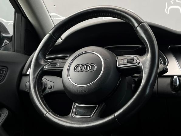 Audi A4 IV (B8) Рестайлинг с пробегом 2013 года, цена 1 115 700 рублей, 184262 км, седан, Автокод Объявления