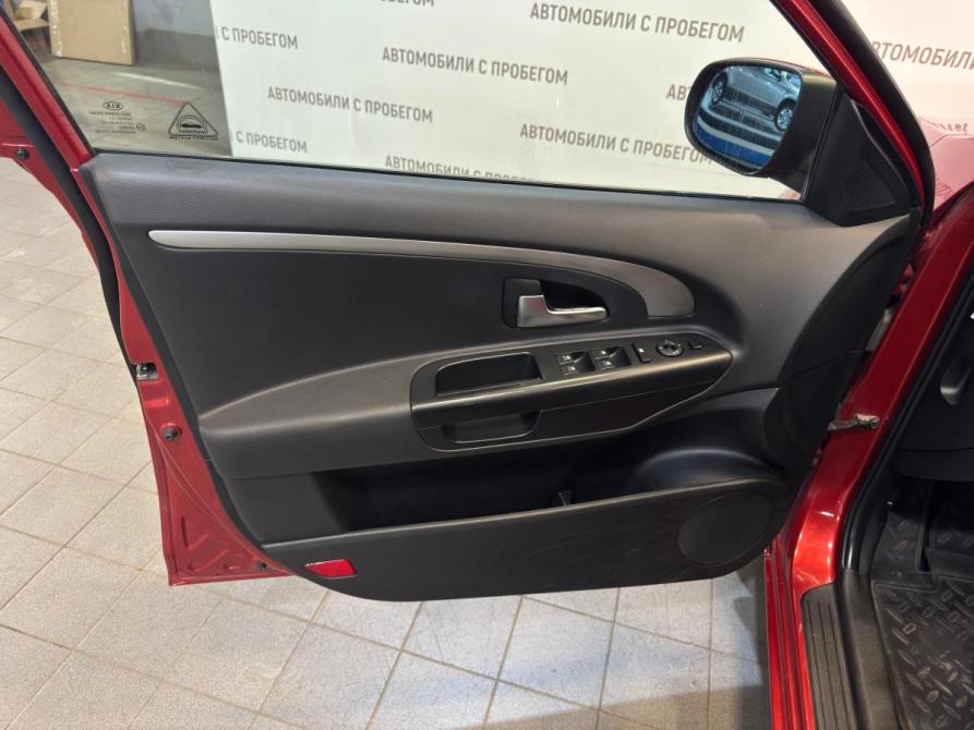 Kia Ceed I Рестайлинг Санкт-Петербург  - изображение 13