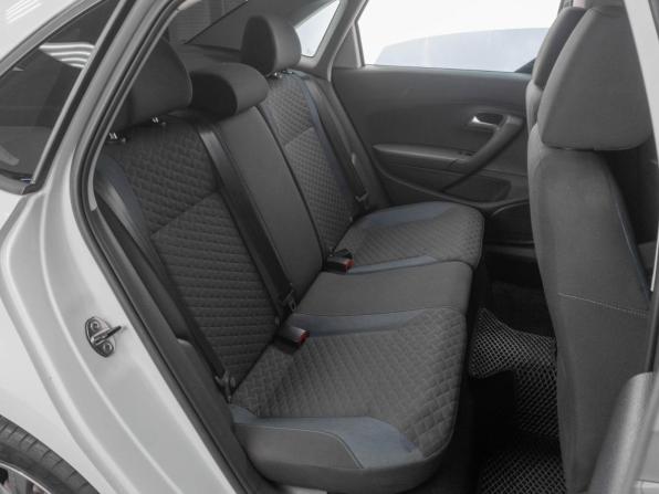 Volkswagen Polo V Рестайлинг с пробегом 2019 года, цена 1 399 000 рублей, 89136 км, седан, Автокод Объявления