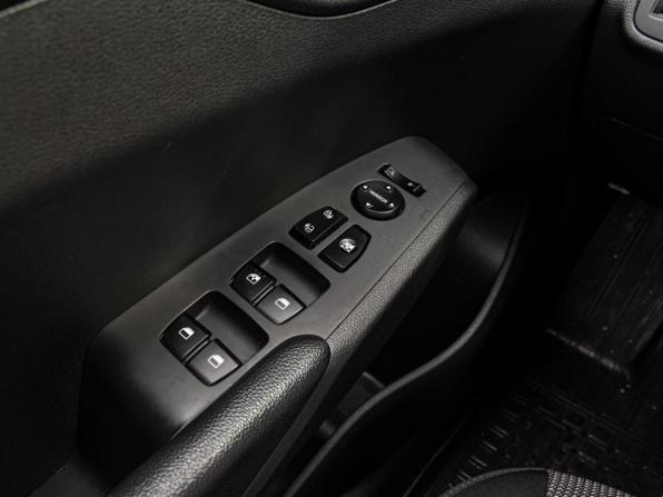Hyundai Solaris II Рестайлинг с пробегом 2021 года, цена 1 725 000 рублей, 29713 км, седан, Автокод Объявления