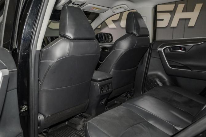 Toyota RAV4 V (XA50) с пробегом 2021 года, цена 3 649 000 рублей, 79982 км, внедорожник, Автокод Объявления