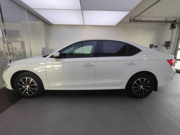 Skoda Octavia IV (A8) с пробегом 2021 года, цена 2 199 000 рублей, 93000 км, лифтбек, Автокод Объявления