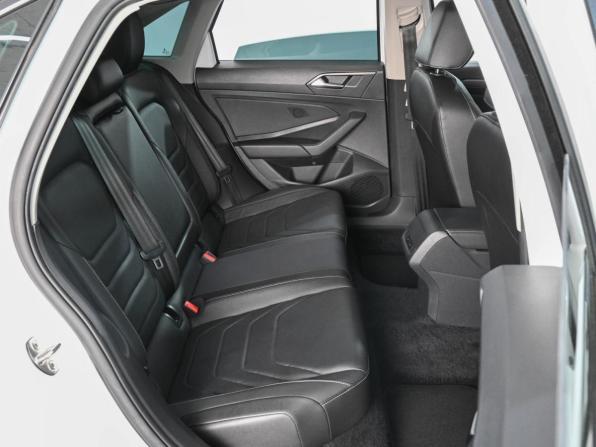 Volkswagen Jetta VII Рестайлинг с пробегом 2022 года, цена 2 239 000 рублей, 42143 км, седан, Автокод Объявления