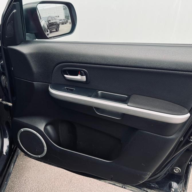 Suzuki Grand Vitara II Рестайлинг Санкт-Петербург  - изображение 12