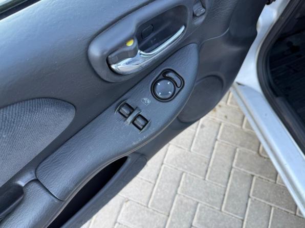 Chrysler Neon II с пробегом 2000 года, цена 225 000 рублей, 168808 км, седан, Автокод Объявления