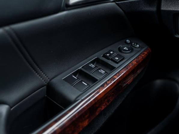 Honda Crosstour I с пробегом 2012 года, цена 906 000 рублей, 335159 км, внедорожник, Автокод Объявления
