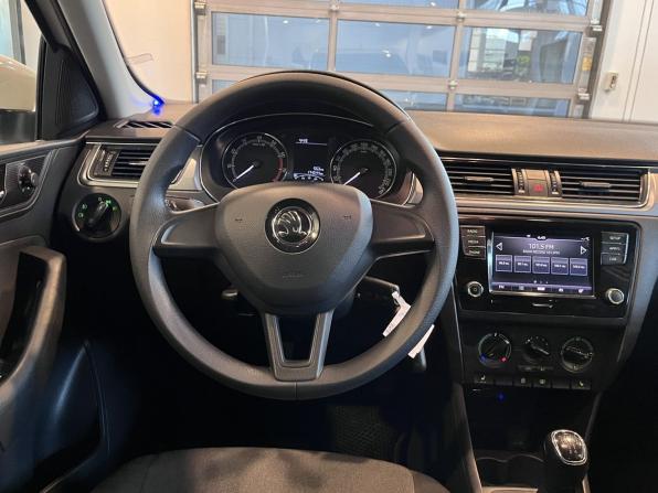 Skoda Rapid I Рестайлинг с пробегом 2019 года, цена 1 220 000 рублей, 174644 км, лифтбек, Автокод Объявления