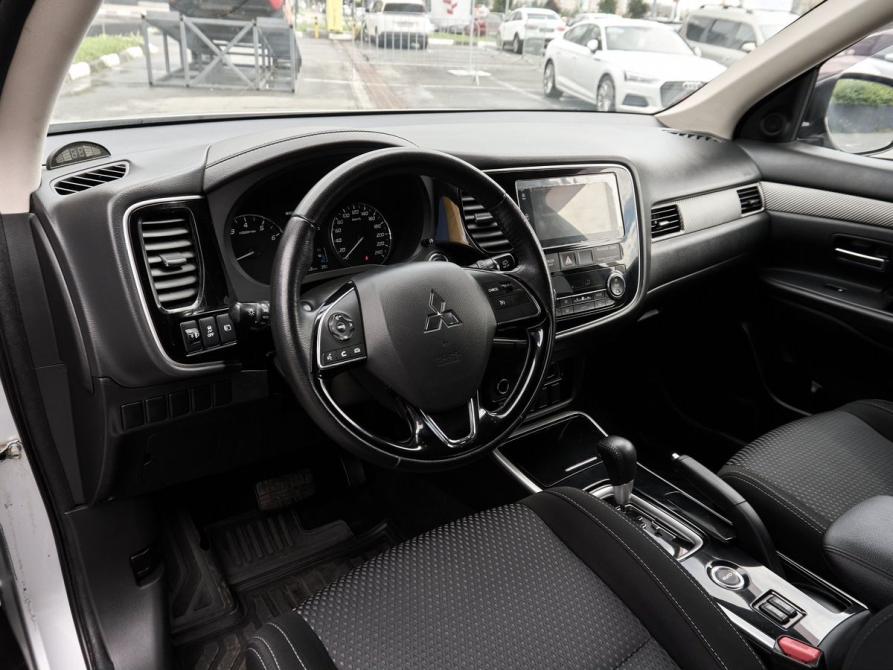 Mitsubishi Outlander III Рестайлинг 2 Казань  - изображение 5