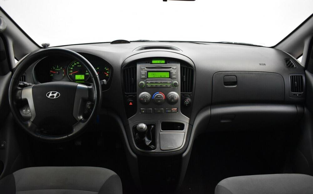 Hyundai H-1 II Москва  - изображение 5