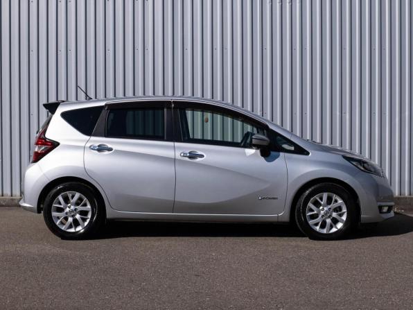 Nissan Note II Рестайлинг с пробегом 2017 года, цена 1 499 000 рублей, 99953 км, хэтчбек, Автокод Объявления