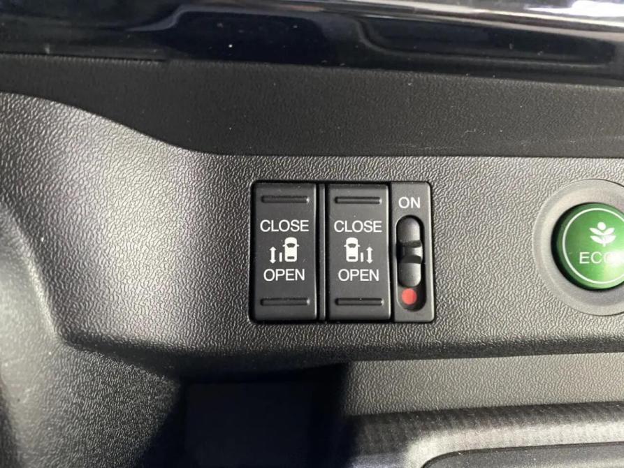 Honda Stepwgn V Рестайлинг Челябинск  - изображение 17