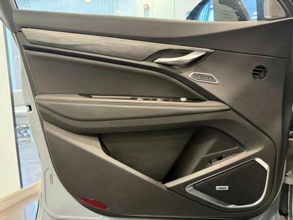 Geely Tugella I Рестайлинг с пробегом 2023 года, цена 2 980 000 рублей, 29779 км, внедорожник, Автокод Объявления