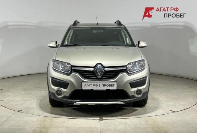 Renault Sandero II с пробегом 2018 года, цена 950 000 рублей, 137018 км, хэтчбек, Автокод Объявления