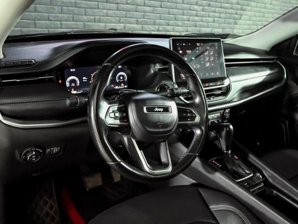 Jeep Compass II Рестайлинг с пробегом 2021 года, цена 2 390 000 рублей, 94863 км, внедорожник, Автокод Объявления