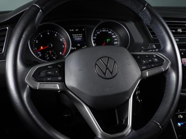 Volkswagen Tiguan II Рестайлинг с пробегом 2021 года, цена 2 469 000 рублей, 89818 км, внедорожник, Автокод Объявления