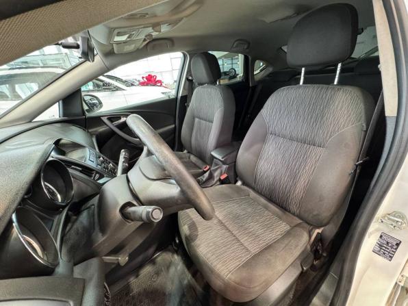 Opel Astra J Рестайлинг с пробегом 2013 года, цена 620 000 рублей, 246392 км, седан, Автокод Объявления