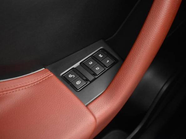 Jaguar F-Pace I с пробегом 2016 года, цена 2 175 000 рублей, 187111 км, внедорожник, Автокод Объявления