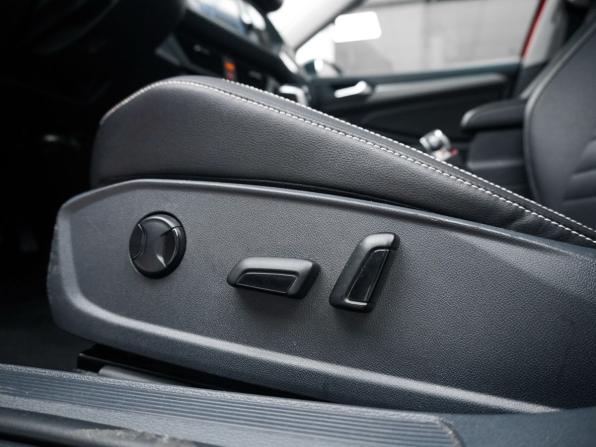 Volkswagen Jetta VII Рестайлинг с пробегом 2022 года, цена 2 199 000 рублей, 89516 км, седан, Автокод Объявления