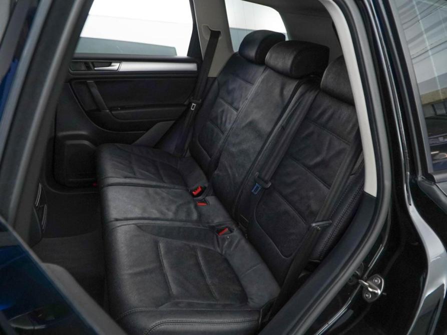 Volkswagen Touareg II Рестайлинг Москва  - изображение 9