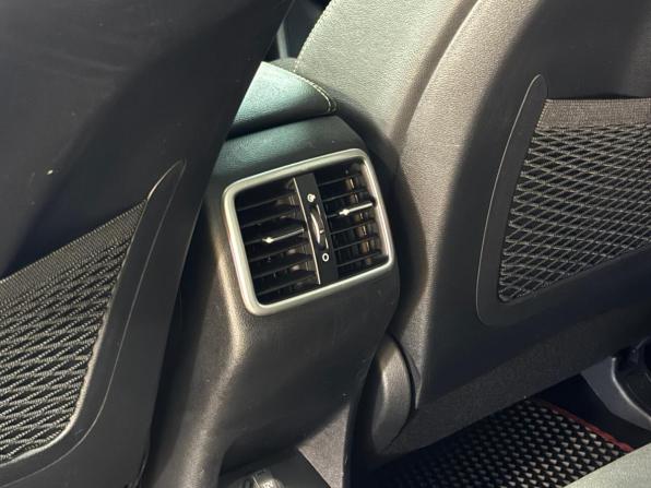 Kia Sportage IV Рестайлинг с пробегом 2019 года, цена 2 050 000 рублей, 120339 км, внедорожник, Автокод Объявления